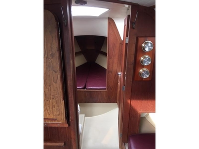 1977 Cal 27 sailboat for sale in Illinois