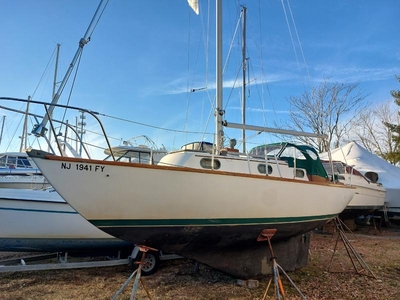 1982 Cape Dory Cape Dory 27 sailboat for sale in Maryland