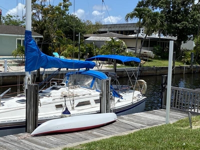 1984 Hunter 34 sailboat for sale in Florida