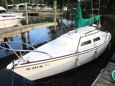 1976 O'Day 22 sailboat for sale in Virginia
