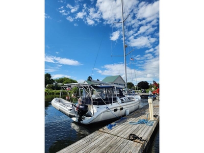 2000 Hunter 380 sailboat for sale in New York