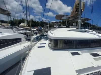 LAGOON 52 Secondhand for sale in GUADELOUPE