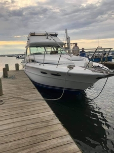 Sea Ray 34' Boat Located In Nantucket, MA - No Trailer