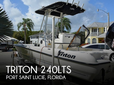 2005 Triton 240LTS in Port St Lucie, FL