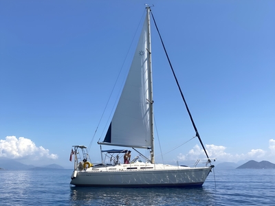 1995 Moody 38 CC Curlew | 37ft