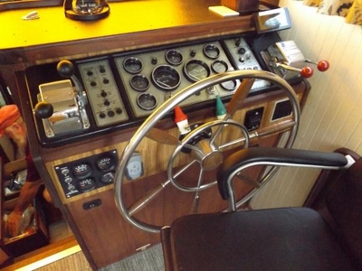 1982 Carver 3607 Aft Cabin Motoryacht