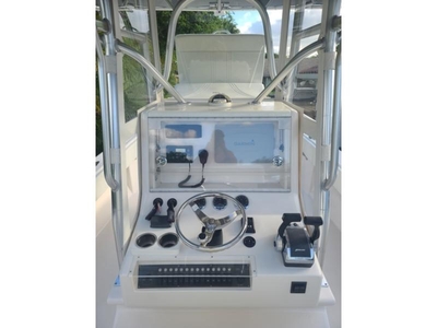 2004 Sea Vee 3101 CC powerboat for sale in Florida