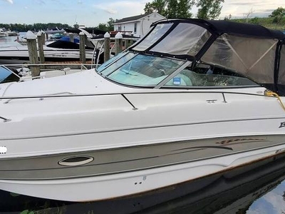 2007 Larson Cabrio 274 Mid Cabin