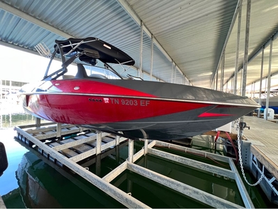 2014 Axis Wake Research T22