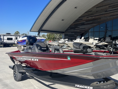 2019 Tracker Boats PT 195 TXW Tournament Edition