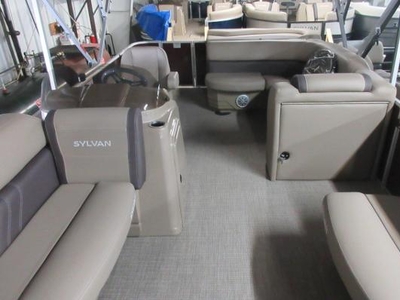 2023 Sylvan 8520 Mirage Cruise
