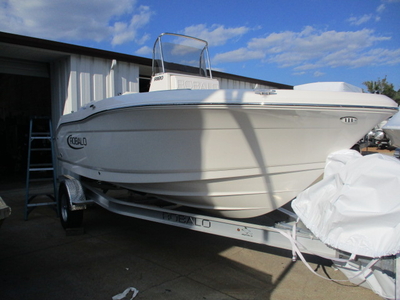2024 Robalo R180 In stock
