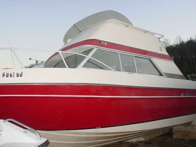 Bayliner Nisqually Flybridge Volvo 260 270 1980