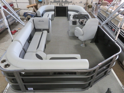 Bentley Pontoons LE 200 Cruise Pontoon Honda 4Stroke EFI 2024