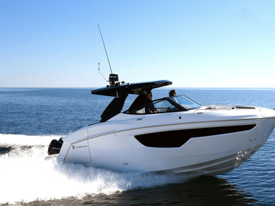 Cruisers Yachts 38 GLS Outboard 2024