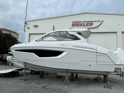 Cruisers Yachts 42 GLS Outboard 2024