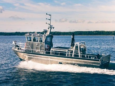Fishing trawler - 1100 FC - Oy Kewatec Aluboat AB - harbor service boat / stern-drive / aluminum
