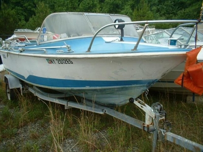 Larson 18 All American Outboard Runabout Hull 1965