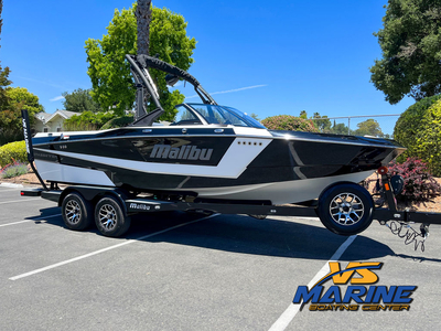 Malibu Boats 21 LX 2022