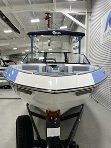 Malibu Boats 24 MXZ 2024