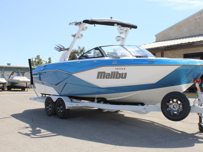 Malibu Boats 25 LSV 2024
