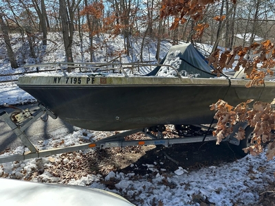 Sport Craft 17' Boat Located In Shirley, NY - Has Trailer