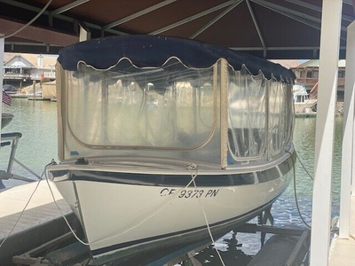 2000 Duffy 18’ Electric Boat
