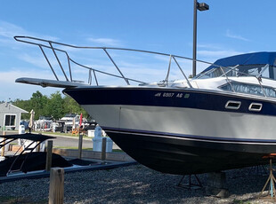 Bayliner Contessa 28' Cabin Cruiser - 2023 Brand New Canvas - Massachusetts