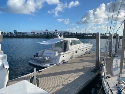 Florida, TIARA, Motor Yacht