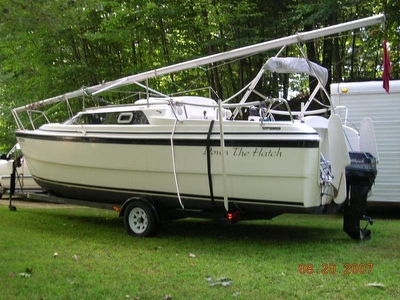 1996 MACGREGOR 26X sailboat for sale in Massachusetts
