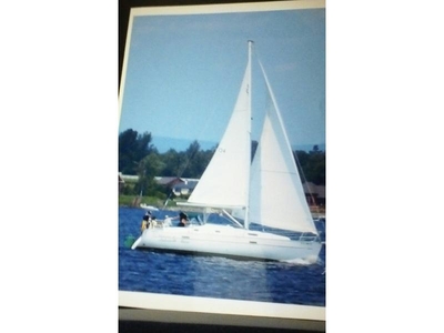 2001 beneteau oceanis 331 sailboat for sale in New York