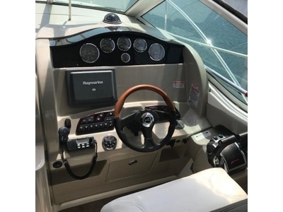 2006 Sea Ray 290 Sundancer powerboat for sale in Connecticut