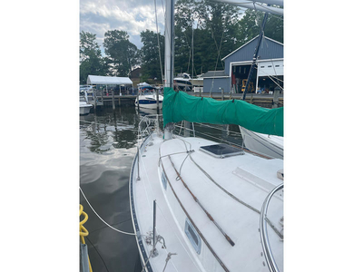 1984 Hinterhoeller Nonsuch sailboat for sale in Maryland