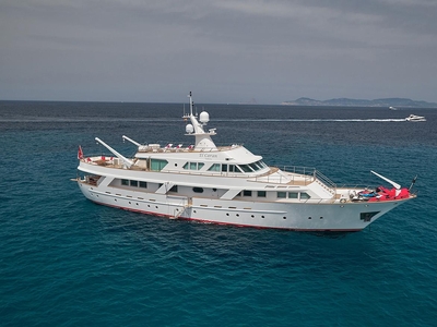 Benetti 39M Traditional Displacement