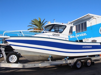 Lux Custom Boats 7500WA Blue, Simrad, Yamaha