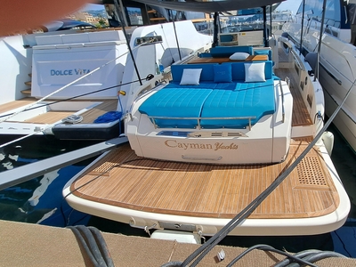 2023 Cayman Yachts400 WA