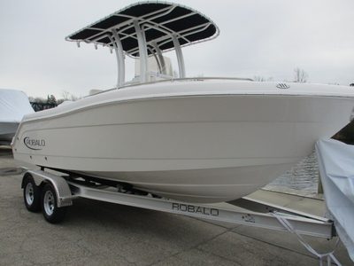 2024 Robalo R222 In stock trailer included Rebate expires 051124