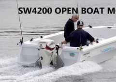 NEW SMARTWAVE SW 4200 NZ POLYETHYLENE OPEN BOAT OR CENTRE CONSOLE MODEL