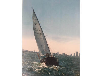 1979 Tartan T-10 sailboat for sale in Illinois