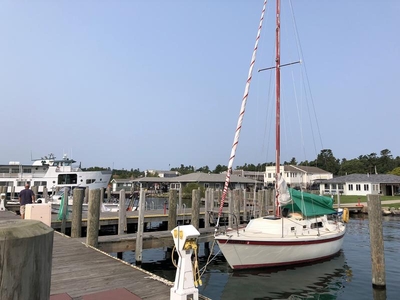 1984 HELMS 27 sailboat for sale in Michigan