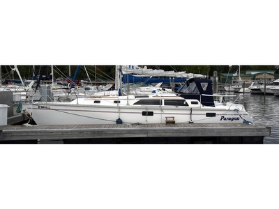 1993 Hunter 33.5 sailboat for sale in Wisconsin