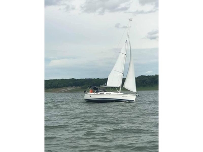 2006 Hunter 33 sailboat for sale in Iowa