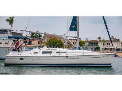 2009 Hunter sailboat for sale in California