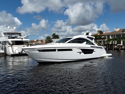 Florida, CRUISERS YACHTS, Cruising Yacht
