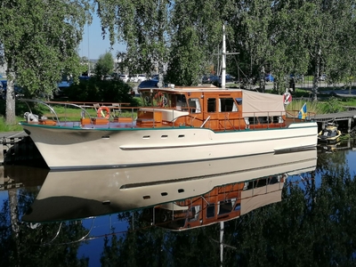 Claus Held Motor Yacht