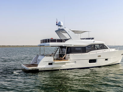 Cruising motor yacht - Nomad 55 - Majesty Yachts - expedition / expedition / flybridge