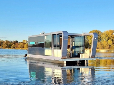 Perla E-vision 42 Houseboat