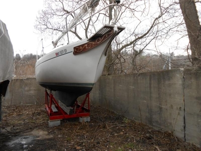 1983 Bayfield 25 sailboat for sale in New York