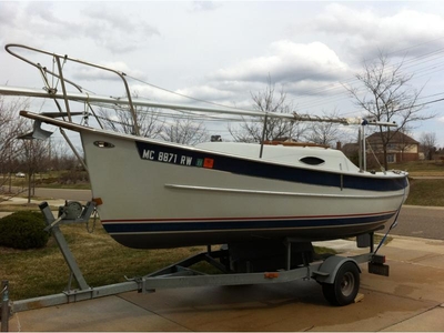 2001 Hake Seaward Fox sailboat for sale in Michigan