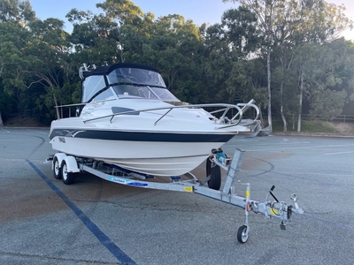 TOURNAMENT 2000 BLUEWATER EXCELLENT FISHING OR FAMILY TIME BOAT